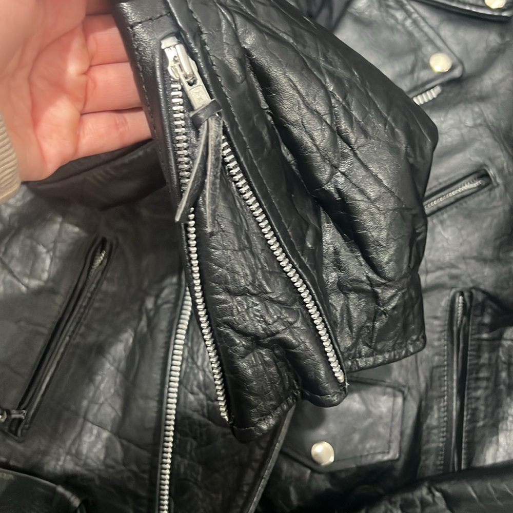 Leather jacket - Picture 5 of 7